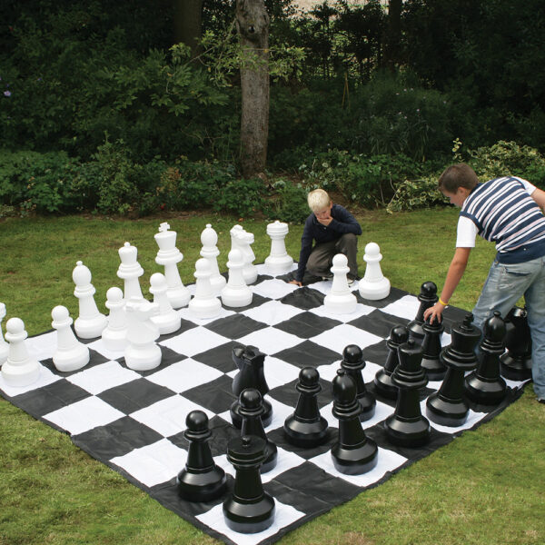 Giant Chess Set - Image 2
